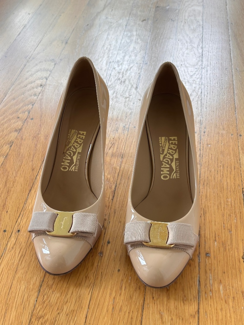 Ferragamo nude patent pumps size 7.5 B